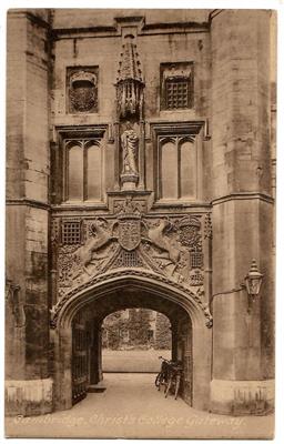 abdca9e7-3457-4540-b404-e3618c897d7d.jpg; cc03241; Christ's College Gateway; postcard (building)