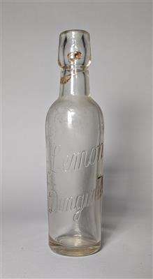 0c971d48-0898-4f3b-b511-7c4abb9a3aa7.jpg; 9826; Lemon Glass Bottle; bottle