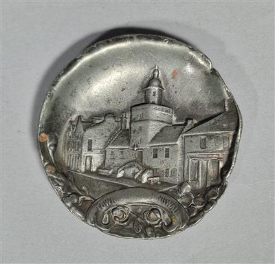 35736f72-a33d-4a6b-80dd-2c0923cfd0ab.jpg; 4194.01; ashtray, Town House, Dingwall; ashtray