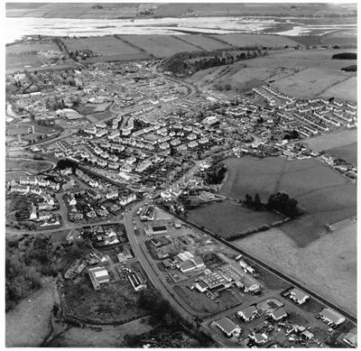 5960ab00-8e1e-47a3-b4f9-6eb7567fc674.jpg; 3332.07; aerial photograph; photograph