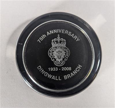 7f76b079-d983-4ea8-b1a6-9ba8a9cb9470.jpg; 8081; paperweight; paperweight