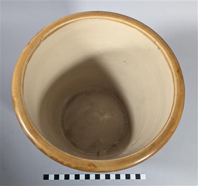 869b3002-9b29-43b3-ae1b-f2b2c1685847.jpg; 4904; jar; jar