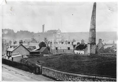 dc7d1e0d-4a21-4efc-9288-71f6f4f8fdce.jpg; 0142; The Cromartie Obelisk; photograph