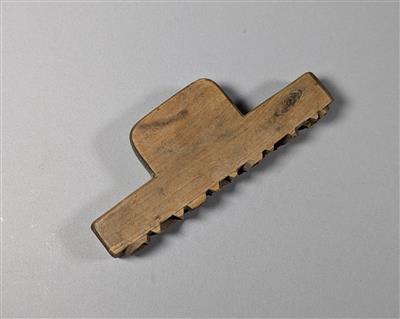 dee4eb61-1bd8-4de0-9bfd-27c0e8886629.jpg; 1470; ; butter stamp