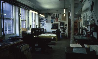 2010.94_crop.jpg; 2010.94; Slide: Interior of Glasgow Print Studio, Ingram Street; Photographic slide