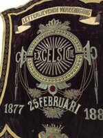 0000-0004-OWEa.jpg; 0000-0004-OWE; Vaandel van de 'letterlievende vereeniging' Excelsior; Vaandels