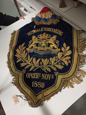 0000-0029-OWE.jpg; 0000-0029-OWE; Vaandel van de 'nationale vereeniging'; Vaandels