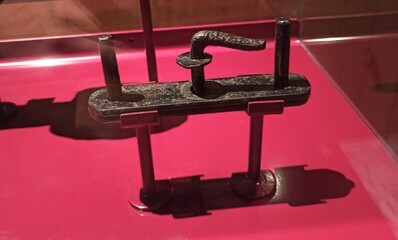 0a9c4349-5c19-4c24-a6d2-d9bf49087182.jpg; 058/a-c; Vingerklem; Vingerklem