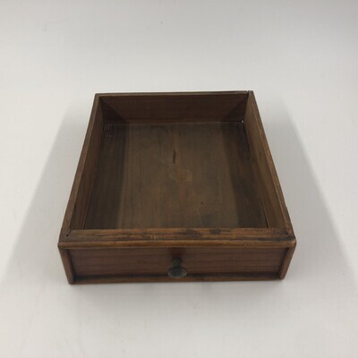 0faa0854-39d0-4119-b42b-d5c36d090f70.jpg; 1960-0000-KPO/309; Houten lade; diversen