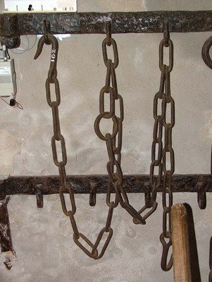 102_a.jpg; 102; Ketting; kettingen