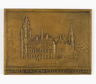 1913-0003-PEO.jpg; 1913-0003-PEO; De 18-de Interparlementaire Conferentie te 's Gravenhage.; onderscheidingen (eretitels)