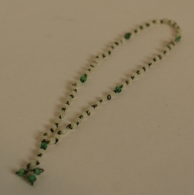 1960-0282-KPO-18-06.jpg; 1960-0282-KPO/18-06; Rozenkrans uit de slaapkamer; bidsnoeren