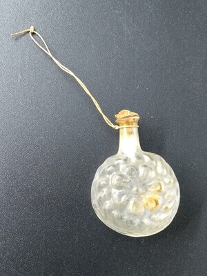 1960-0303-KPO-040.jpg; 1960-0303-KPO/040; Glazen flacon.; miniaturen