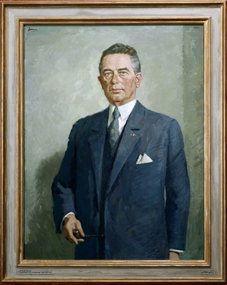 1977-0066-SCH.jpg; 1977-0066-SCH/k; Portret van burgemeester mr. V.G.M. Marijnen.; portretten