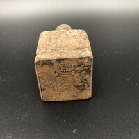 1ef447ae-dabd-4eac-a2df-07d57e39890f.jpg; 0000-0216-OMO; Matrijs met stempelvorm van gekroond wapen van Den Haag; matrijzen (druktechniek)