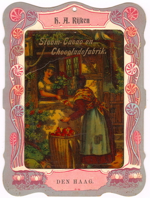2010-0001-HHI.4.jpg; 2010-0001-HHI/4; Toverlantaarnplaatje met sprookjesvoostelling uit Sneeuwwitje van de Stoom-Cacao en Chocoladefabrik. H.A. Rijken, Den Haag.; toverlantaarnplaat