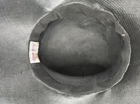 2011-0001-MWEb.jpg; 2011-0001-MWE; Zwarte hoed met brede rand; hoeden