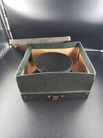 2011-0009-MWEb.jpg; 2011-0009-MWE; Hoge hoed; hoeden