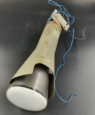 2011-0022-HHI.jpg; 2011-0022-HHI; Lamp van televisie; electronica