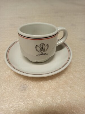 2020-0003-MCE.jpg; 2020-0003-MCEa; Koffie kopje met het logo van Garoeda; serviezen