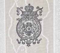 2021-0023-MDI7.jpg; 2021-0023-MDI; Zwarte hoge hoed van J.B.W.A. Giesbers in hoedendoos met naamlabel; hoeden