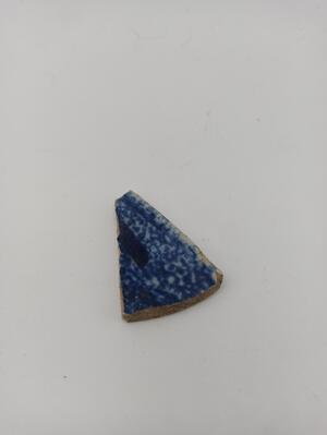 243415e5-212e-4152-b19c-62003996d233.jpg; 336.08; Fragment van aardewerk voorwerp; scherven