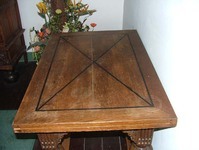 372_c.jpg; 1933-0001-OHO; Kruisvoettafel.; tafels (dragend meubilair)