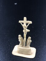 41ee9080-52da-415b-84ce-caf7eebdab67.jpg; 1960-0000-KPO/239/a-b; 2 benen beelden van Maria en Jezus aan het kruis met 2 Maria's; beelden (objectgenres)