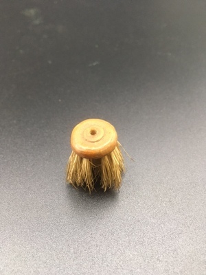 469307ac-d08f-4bd9-bdf1-517874d5f67b.jpg; 1960-0000-KPO/010; Ronde borstel; borstel