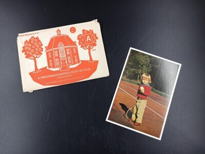 49afec03-f088-472f-9f73-30a777a61f15.jpg; 1997-0010-PRE/a-g; Mapje met zes foto's van Willem Alexander, Johan Friso en Constantijn; fotomap