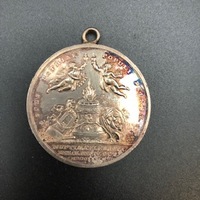 54674d7d-2b88-4d5e-b04c-b28269d4ddd1.jpg; 0000-0030-PEE/1; Het huwelijk van Willem V met Frederika Sophia Wilhelmina van Pruisen; onderscheidingen (eretitels)