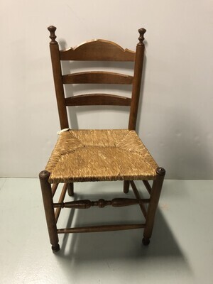 5a40cedc-6b7a-4022-98e3-eda905099338.jpg; R-GP-0423/5; Stoel met rieten zitting; stoelen