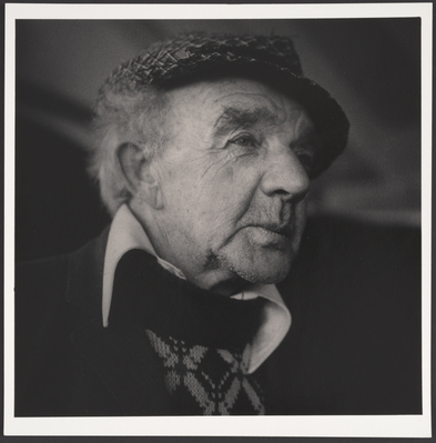 5b2cae1e-e722-4e07-adec-6274635edc86.jpg; 2023-0110-PRE; Marktkoopman op de Herman Kosterstraat, Den Haag; portretten