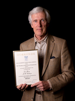 6892b809-d3c7-4d29-8792-46e9bc157dfc.jpg; V-HHM-1221; Het topstuk (oorkonde bestuurslid Nederlandse Golf Federatie) van Jan Willem Verloop; MijnDenHaag*