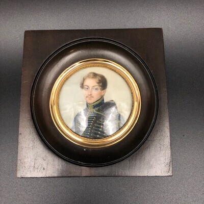 6d91b593-4eb2-471d-a434-78b983555131.jpg; 1927-0085-TEK; Miniatuurportret van Guillaume Graaf van der Duyn; tekeningen