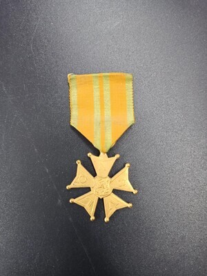 74c89176-6af1-4521-9c28-3bb37347099c.jpg; 0000-0039-MMO; NBVLO kruis voor marsvaardigheid; lintje (onderscheiding)