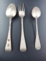 76eb1d96-3eb3-4e04-a3d6-f74fb0e9948f.jpg; 0000-0008-MME/a; Gegraveerde dessertlepel; bestek