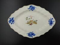 7a244505-2637-45de-a68b-551338885c83.jpg; 1940-0291-OCE/a-b; Sauskom met onderschotel; keramiek (objectgenre)