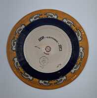 7a497996-7b72-475e-8f45-b6bf6aa3ae65.jpg; 1958-0001-MCE; Wandbord koningin Wilhelmina; keramiek (objectgenre)