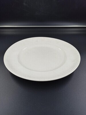 84c3d2b3-8156-4380-b853-b78c20534c30.jpg; 1982-0089-MCE/1; Een plat bord.; platte borden