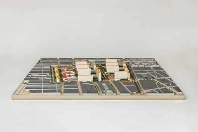 8ab89508-83dc-4ccf-9a91-e659214ba517.jpg; 1988x0042-HHI; Bestemmingsplan Oranjeplein.; maquettes (schaalmodellen)
