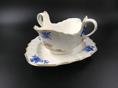 8f9abe64-18dc-46e3-89d2-937bf3c056f4.jpg; 1940-0291-OCE/a-b; Sauskom met onderschotel; keramiek (objectgenre)