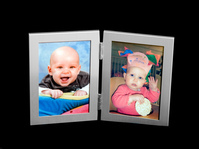 96fdb2c9-892a-4da5-ab3e-ab343c3b253b.jpg; V-HHM-0055; Het topstuk (Foto van kleinkinderen) van Ruud Reijn; MijnDenHaag*