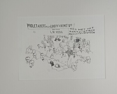 9b0c90d8-fe7e-4e42-888d-abe377a86308.jpg; 1984-0024-TEK; Mannen in vergadering bijeen in zaal met spandoeken.; tekeningen