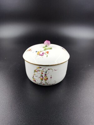 9b717f7a-326f-4229-a141-11b34ba7d976.jpg; 1903-0006-OCE/a-b; Suikerpot met deksel; suikerpotten