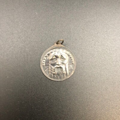 aabe7899-f6ed-494e-b694-f88f58b676db.jpg; 0000-0176-PEE/4; De voorstelling "Antigone" te Arnhem en 's Gravenhage door het Arnhems gymnasium; onderscheidingen (eretitels)