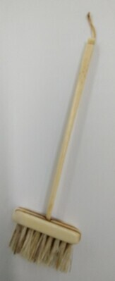 ac80f6e4-acda-4b68-95d6-37c36ca759cd.jpg; 1960-0282-KPO/21-11; Bezem met ivoren steel.; miniaturen