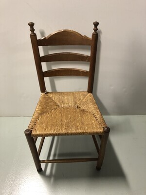 b2d97292-a1cd-49a9-aeb9-a825b8ed6f36.jpg; R-GP-0423/6; Stoel met rieten zitting; stoelen