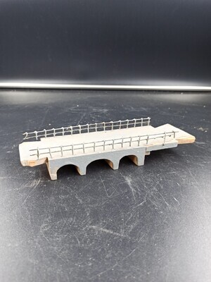 b969a500-a3b1-4f51-9938-a01e6e5f940c.jpg; 1941-0001-MHO/0a; Model van de brug voor de Mauritspoort; bruggen