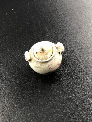 c2c755c8-824c-4a36-8eed-5a8aec7f4191.jpg; 1960-0284-KPO/094/4; Creme kleurige suikerpot; suikerpotten